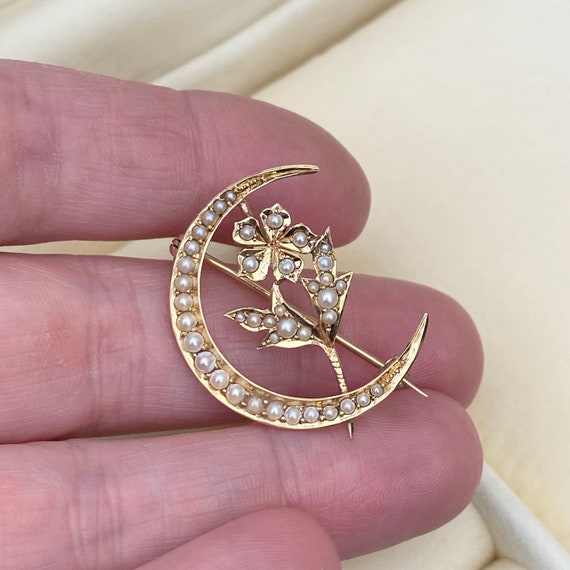 Vintage 14ct yellow gold seed pearl crescent and … - image 4