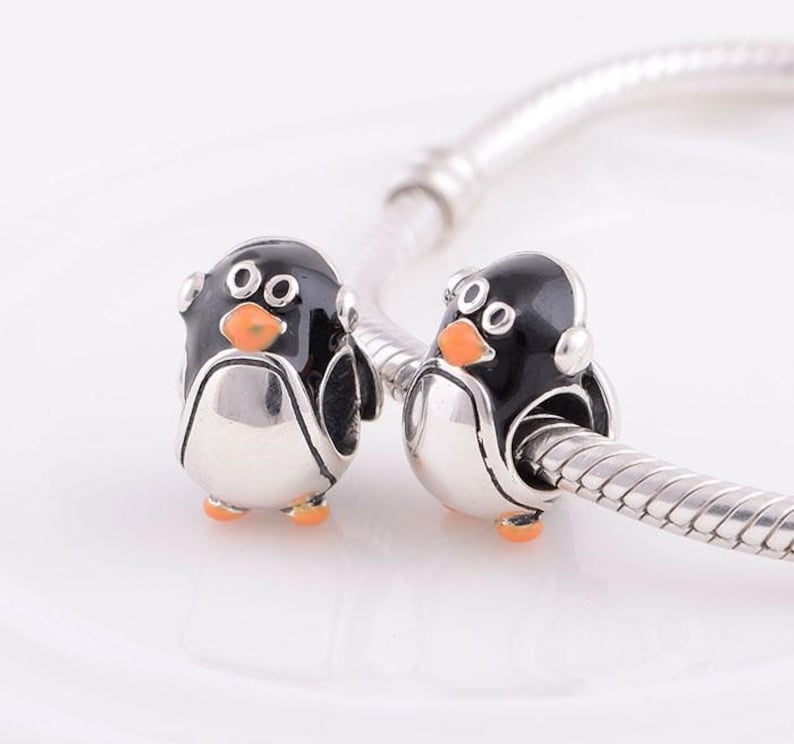 925 Sterling Silver a Cute Penguin charm for European Bracelets