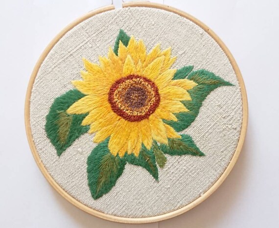 Bordado a mano girasol para el interior de la casa de campo. | Etsy