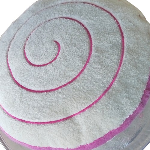 Plush Pan Dulce jelly Roll niño Envuelto Cushion Etsy