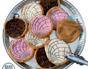 Cute Pan Dulce "Concha" coin purse. Updated design!