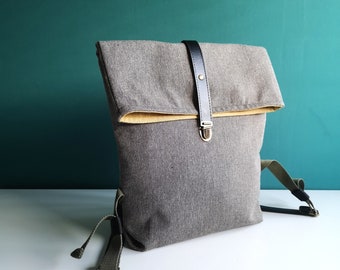 Mochila de loneta lisa, mochila negra, mochila vegana, mochila mensajero, mochila diseño clásico, mochila para regalar, mochila de diseño
