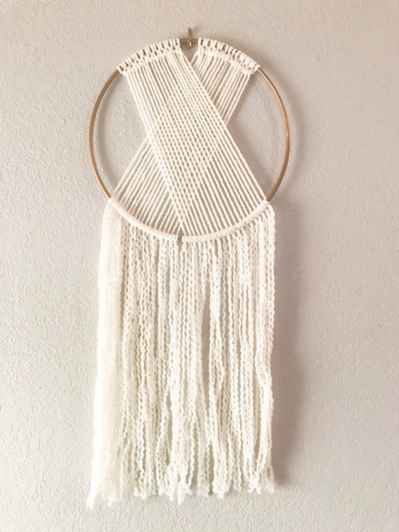 simple macrame wall hanging