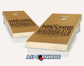 Custom Mr and Mrs Wedding Cornhole Set with Bags - Wedding Cornhole Set - Wedding Gift - Cornhole Wedding