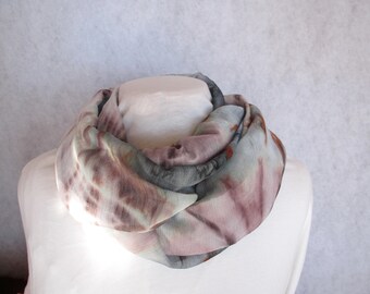 Loop scarf, lightweight, sewn from chiffon