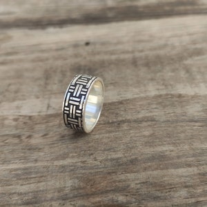 Silver Ring for Men Size 11 US crisscross pattern Arenas Jewelry image 5