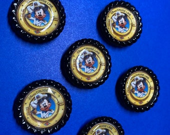 Disney Cruise magnets with Captain Mickey Mouse / set of 6 or 12 / Fish extender gifts, magnet exchange, door magnets, pixie dust.  Handmade
