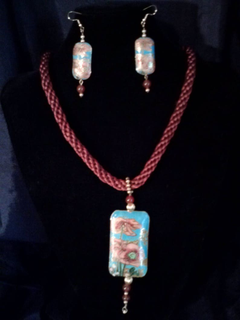 Necklace and Earrings of Satinique cord and Cloisonne