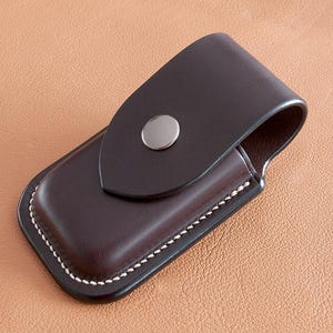 Hand-made leather sheath for 2 Leatherman bit kits and a bit extender - Made in France