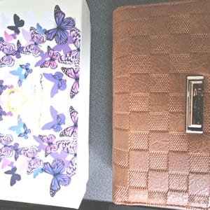 Cartera de piel sintética marrón con diseño de cuadros para mujer, monedero con cremallera, monedero para identificación, monedero largo con múltiples compartimentos, viene con caja
