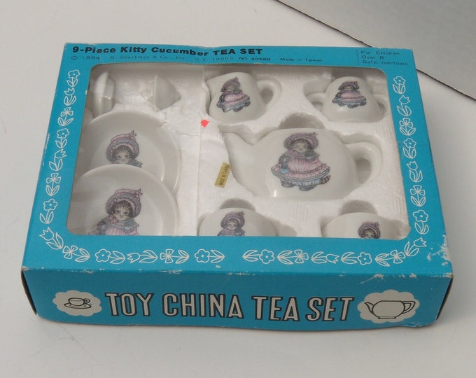 9 Piece Kitty Cucumber Tea Set, Toy China Tea Set, Mini Cat Tea Set