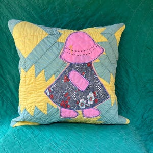 Sunbonnet Sue  Quilt Pillow Cover Light Brown Zipper Back Throw Pillow Accent Cottage
