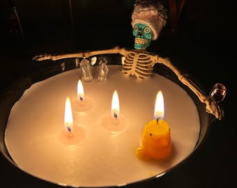 Spooky Bathing Skeleton Candle: Gothic Home Decor with Crystals