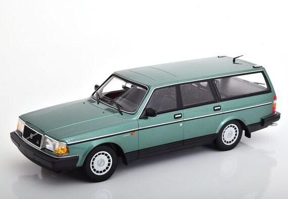 minichamps volvo 240