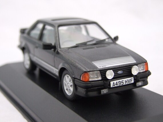 Corgi/Vanguards 1984 Ford Escort RS 