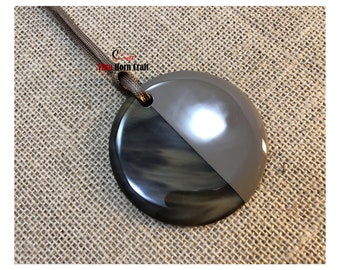 Buffalo Horn Pendants Necklace Lacquer Natural