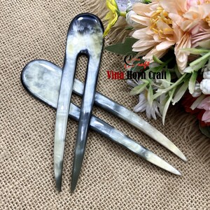 Horquilla de cuerno de búfalo natural hecha a mano: elegante accesorio bohemio para el cabello, hecha a mano en Vietnam. imagen 10