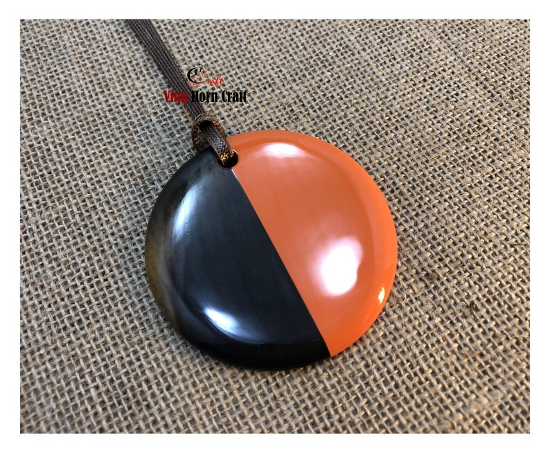 Buffalo Horn Pendants Necklace Lacquer Natural Orange