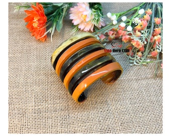 Horn bracelets lacquer- horn jewelry- Horn bracelets -natural horn jewelry-