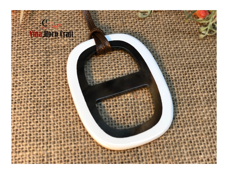 Buffalo Horn Pendants Necklace Lacquer Natural image 8