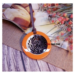 Buffalo Horn Pendants Necklace Lacquer Natural