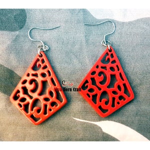 Horn earrings horn lacque earrings Red