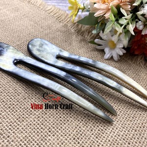 Horquilla de cuerno de búfalo natural hecha a mano: elegante accesorio bohemio para el cabello, hecha a mano en Vietnam. imagen 11