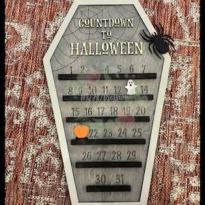 Halloween Countdown shelf leaner SVG. Digital file only! Not a physical item.