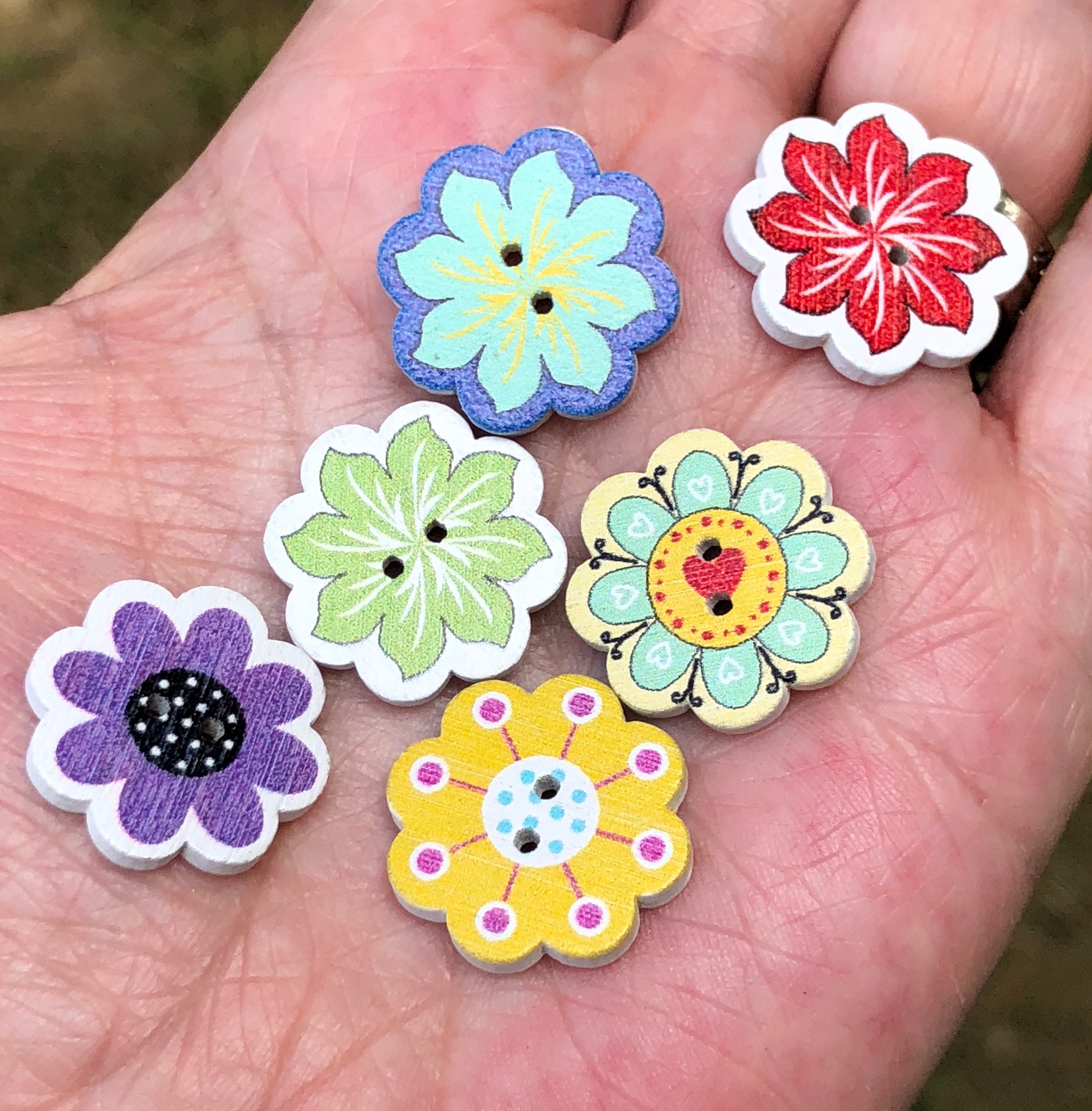 Rainbow Colours Swirl Patterned Buttons Size 20mm