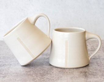 Taza de cerámica blanca / Taza hecha a mano para café / Esmalte blanco satinado / Cerámica moderna / Minimalista / Casa de campo moderna / Regalo de inauguración de la casa