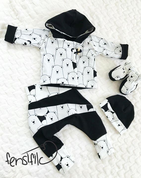 newborn clothes