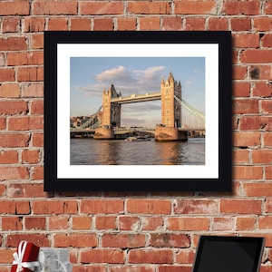 London England Tower Bridge River Thames Westminster Cityscape Landmark - Wall Art Decor Black Frame Canvas Print Gallery Wrap Ready to Hang