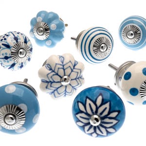 Handbemalte Keramik Schrank Knöpfe: Hellblau Crackle, Flecken, Streifen - Set von 8 Bild 2