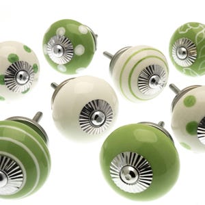 Keramische kastknoppen Handgeschilderde groen en witte ladetrekkerset van 8 inch