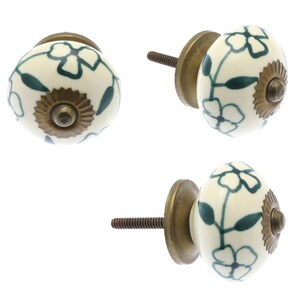 Kastknoppen Handgeschilderde keramische keukenladedeurkruk Exclusief ontworpen handgeschilderde pastelroze, groene en crèmekleurige tinten set van 8 afbeelding 10