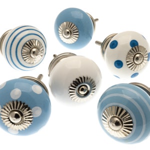 Set of 6 Multi-Colour Hand-Painted Ceramic Door Knobs Set of 6 Multi-Colour Hand-Painted Ceramic Door Knobs