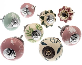 Pomos de armario de cerámica pintados a mano, tiradores de cajón de cocina, manijas de puerta, diseño exclusivo, pintados a mano en tonos pastel rosa, verde y crema, juego de 8