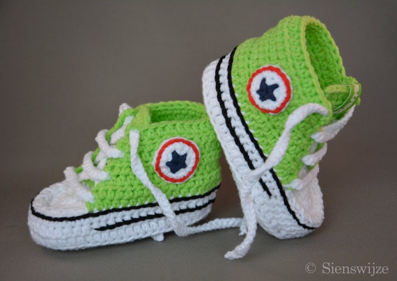 green baby converse