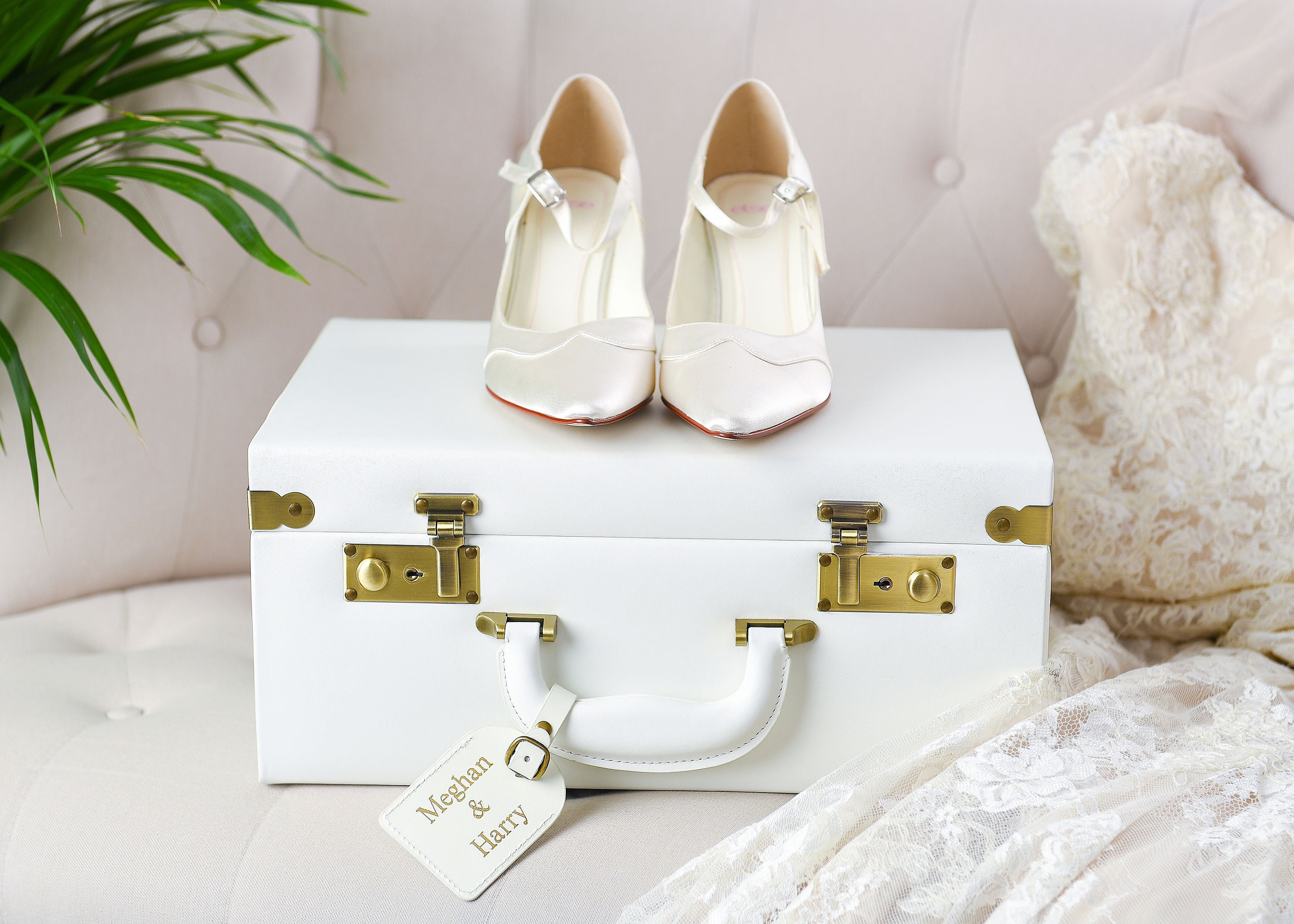 Classic White Memory Case | Personalised - Etsy