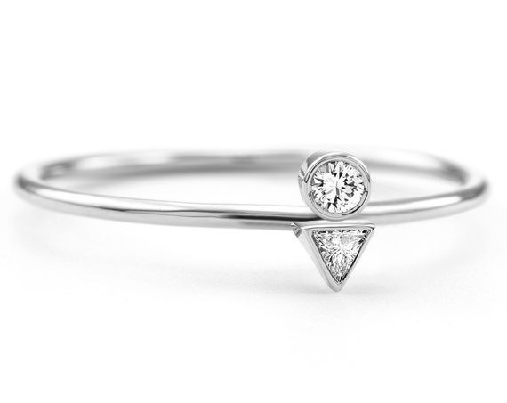 Trillion & Round Cut Diamond Ring ~ Minimalist Engagement Ring ~ Thin Diamond Ring ~ Simple Triangle Diamond Ring