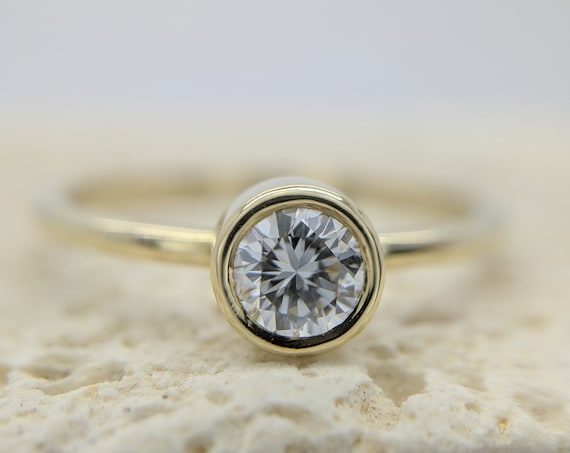 Bezel Set Engagement Ring | Custom Diamond Ring | Certified Diamond Engagement Ring | Round Brilliant Diamond Solitaire | GIA Diamond Ring