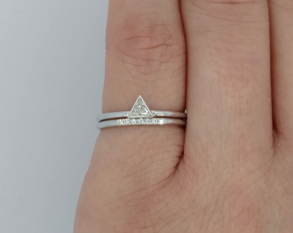 Minimalist Trillion Diamond Engagement Set ~ Simple Triangle Engagement Ring & Diamond Wedding Band ~ Simple Engagement Ring