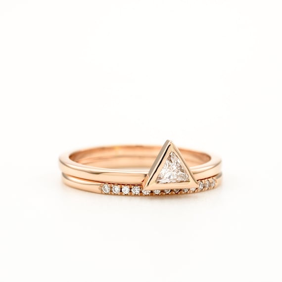 Triangle Diamond Ring Set Trillion Diamond Engagement Set Minimalist Trillion Diamond Ring Rose Gold Wedding Ring Set