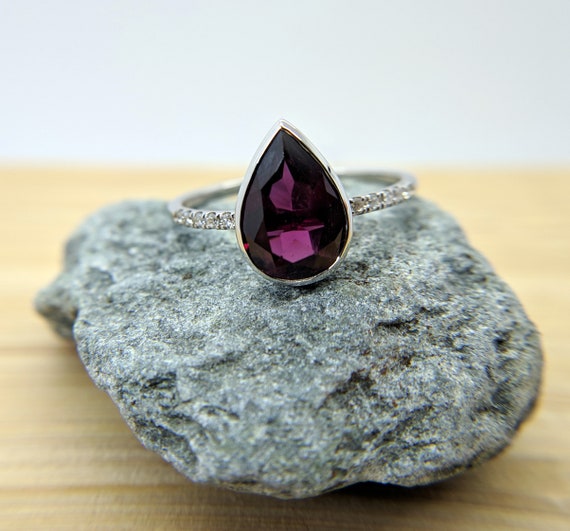 2.3 Carat Certified Garnet Gemstone & Diamond Ring Pear Engagement Ring Purplish Red Gemstone Pear Cut White Gold Ring