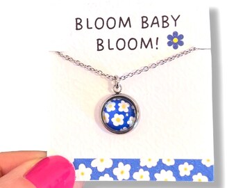 子供用ネックレス 青と白の花、ミニステンレスネックレス、花の 