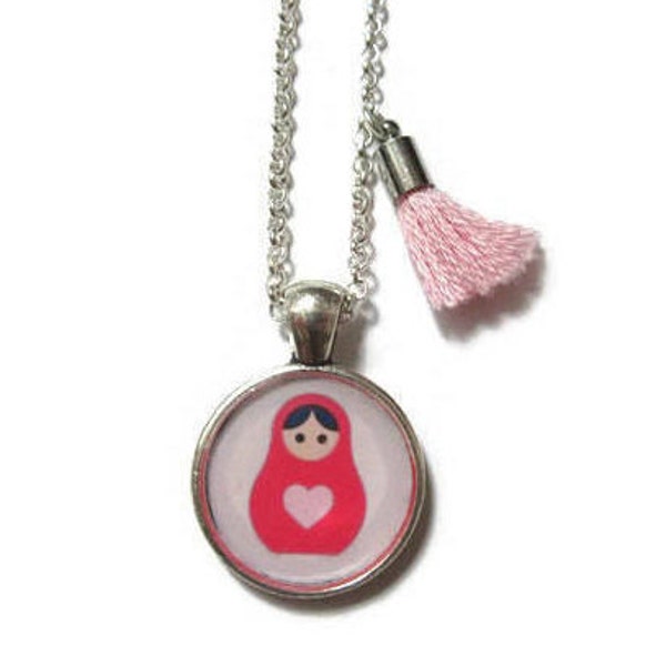 COLLIER ENFANT poupée russe, matriochka, tons pastels, cabochon, bijoux poupées russes, collier poupée russe