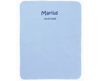 Babydecke hellblau uni mit Namen und Datum bestickt Geschenk Taufe Geburt Baby