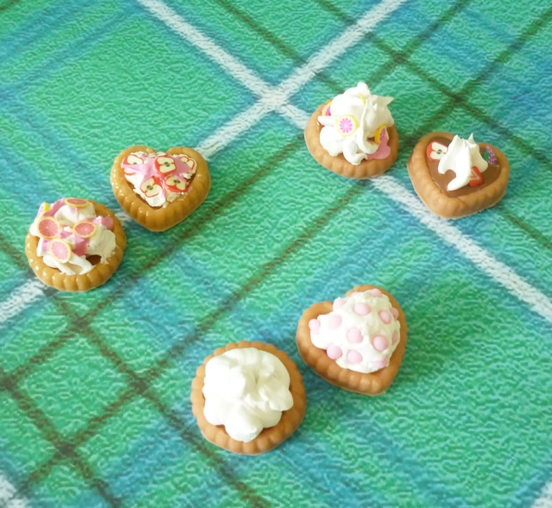 2 Miniature pie strawberry chocolate dessert miniature food Dollhouse miniatures 1 12 scale miniature miniature items