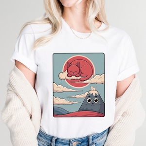 Camiseta de gato durmiendo en una nube, camiseta de gato caprichoso en la montaña, regalo adorable para amantes de los gatos, camiseta de paisaje de gato de ensueño, regalo único para mamá y papá gato.