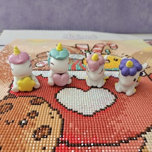 Adorable Chibi Unicorn Cover Minder for Diamond Painting